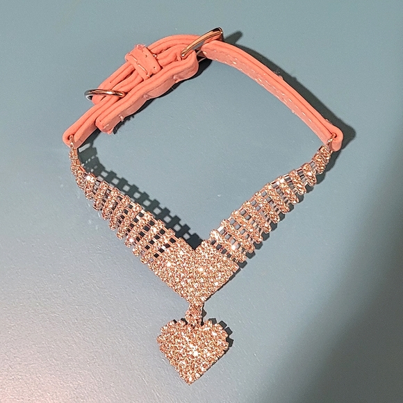 Gorgeous rhinestone heart pink collar for dog or cat! Worn once